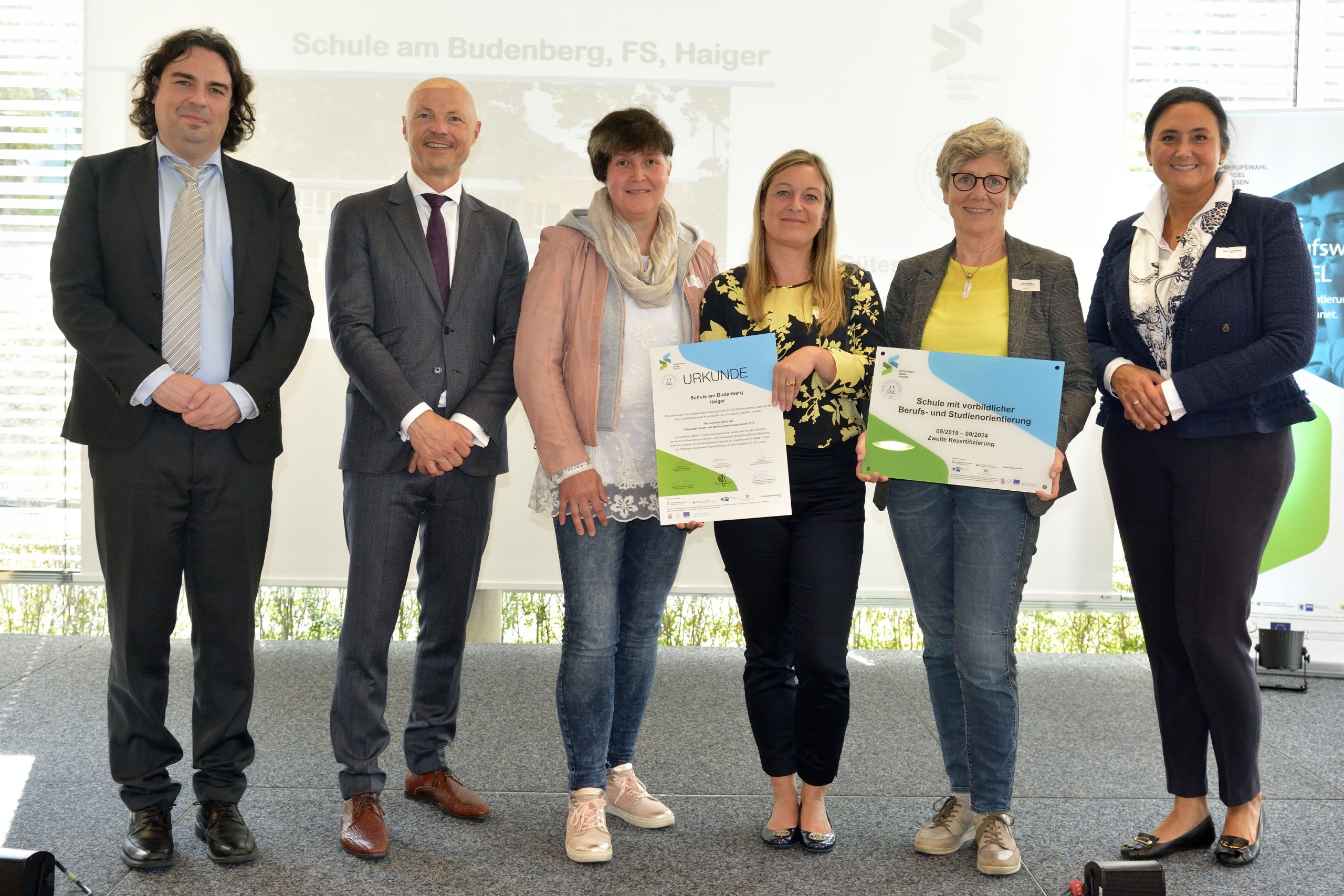 Auszeichnung für vorbildliche Berufsorientierung an der Schule am Budenberg