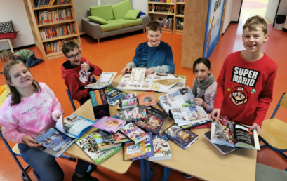 Abwechslungsreicher Lesestoff für die Bücherhöhle.