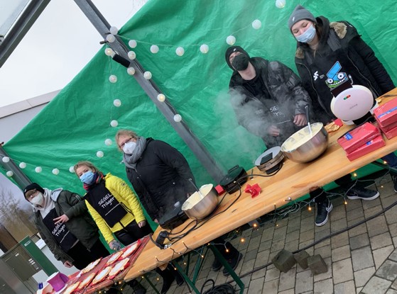 Winterliches Waffelbacken für die gesamte Schulgemeinde