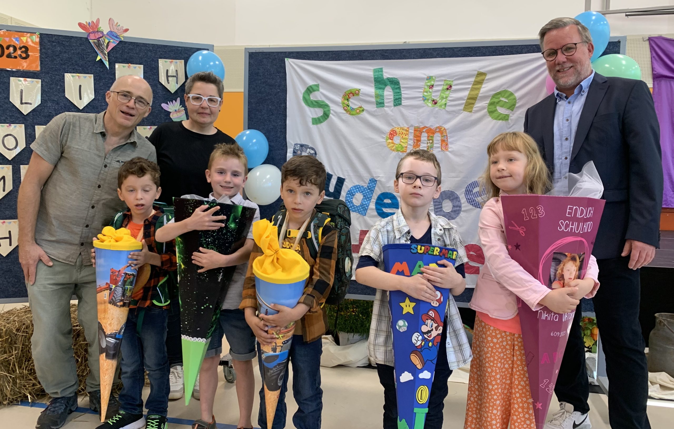 Schule am Budenberg begrüßt 13 neue Schüler Schule am Budenberg begrüßt 13 neue Schüler